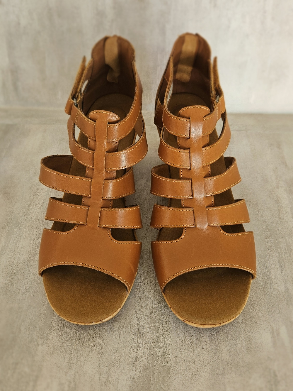 ROCKPORT Women's Cognac Brown Leather Wedge Sandals Size 9 Wide Strappy Back Zip - Picture 4 of 16